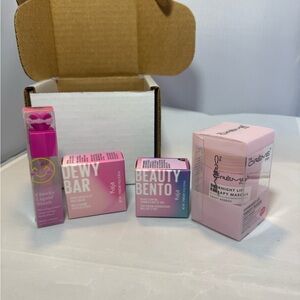 NWT- Korean Beauty Mini Makeup Bundle